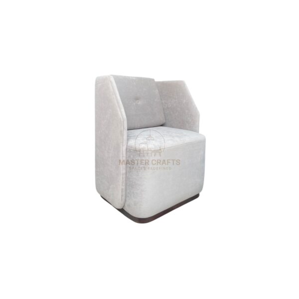 White sofa - Image 3
