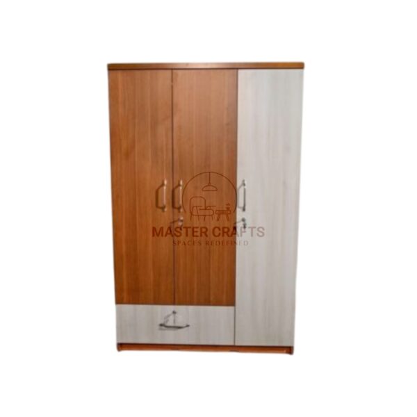 The Tri-Color Segmented Wardrobe
